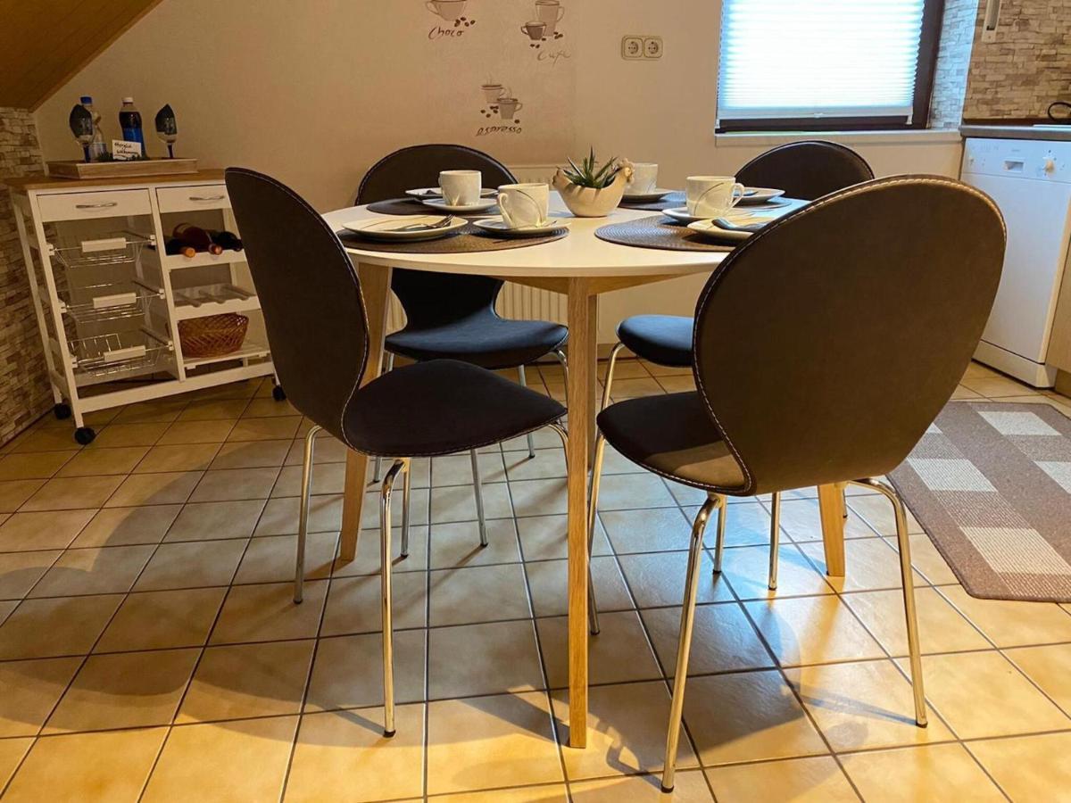 Cozy Apartment In Merlsheim With Garden Nieheim Ngoại thất bức ảnh